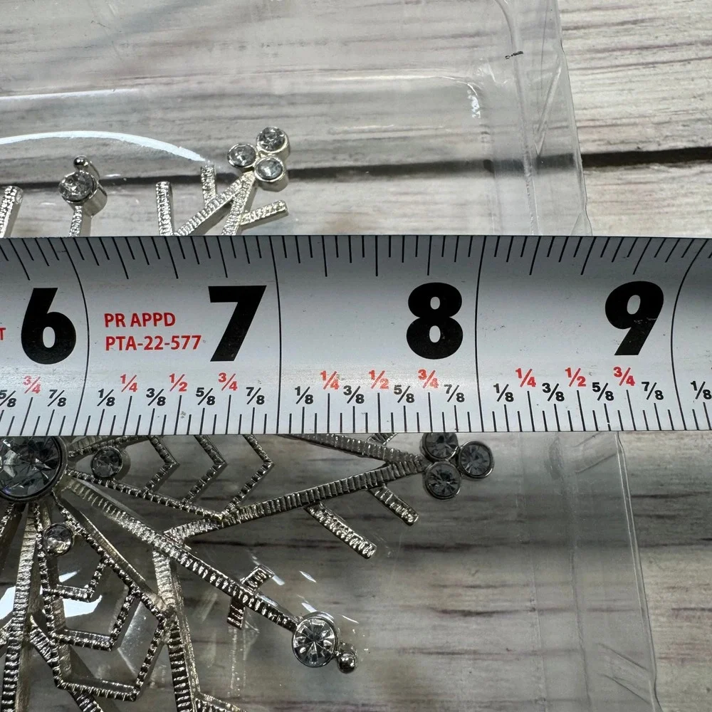 Wild Eye Designs Snowflake Wine Stopper Extra Large Silver Rhinestone Christmas